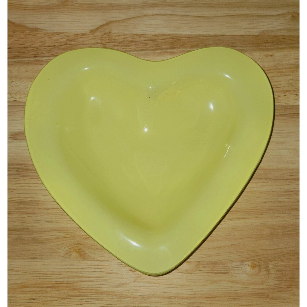 Annie Glass Heart Dish Yellow Plate Signed Vintage Designer 90s 8" Valentine